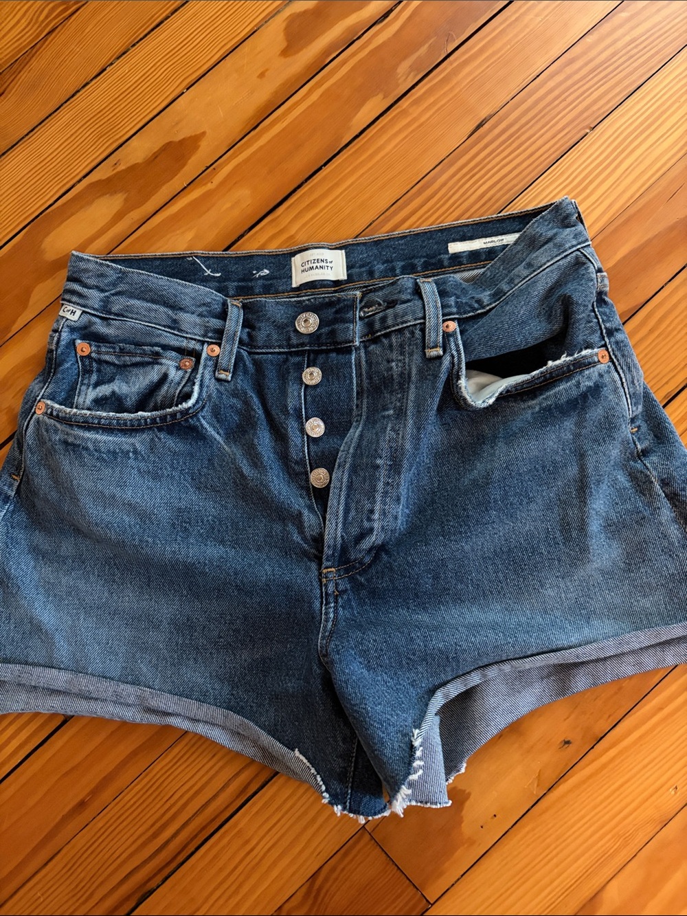 Citizens Of Humanity Marlow High-Rise Indigo Button-Fly Denim Shorts